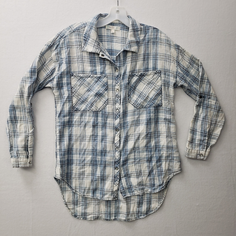 Love Fire Small Women Blue and White Plaid Flannel Shirt Pearl Snap Roll Tab LS